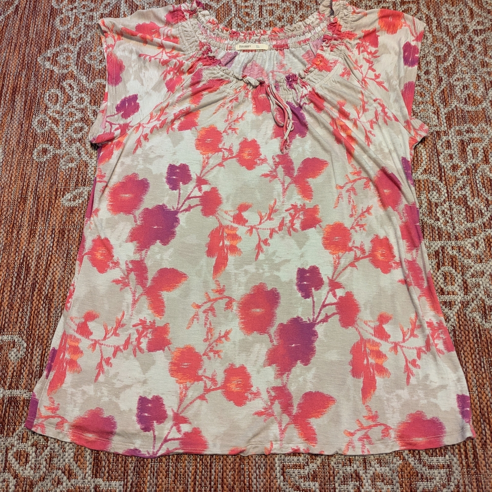 Old Navy Coral and Beige Floral Blouse